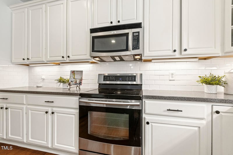 5213 Holly Ridge Farm Rd, Raleigh, NC 27616