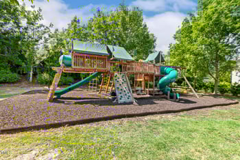 5213 Holly Ridge Farm Rd, Raleigh, NC 27616