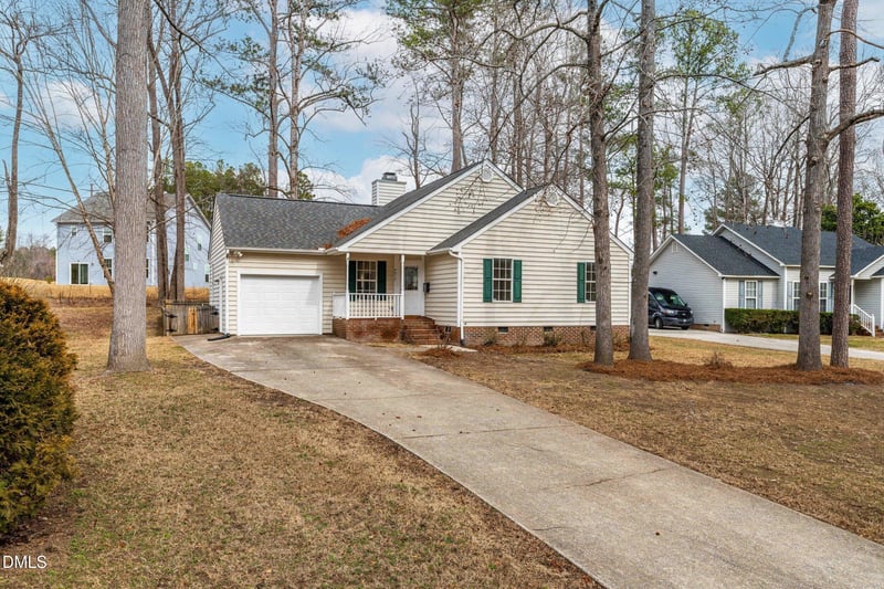 5213 Pronghorn Ln, Raleigh, NC 27610