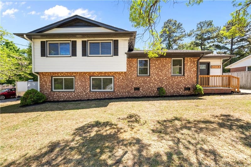 5214 Cooper Rd, Fayetteville, NC 28311