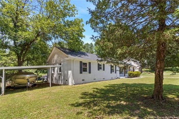 5214 Southport Rd, Fayetteville, NC 28311