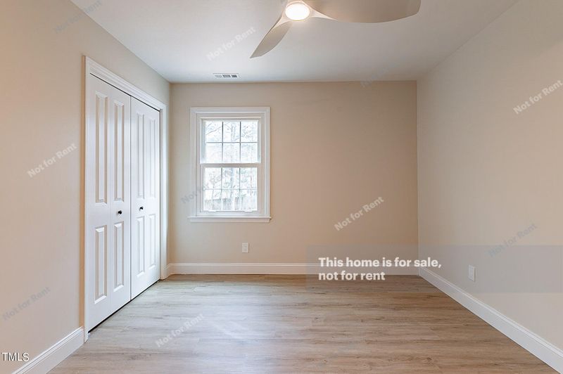 5215 W Lacy Rd, Durham, NC 27713