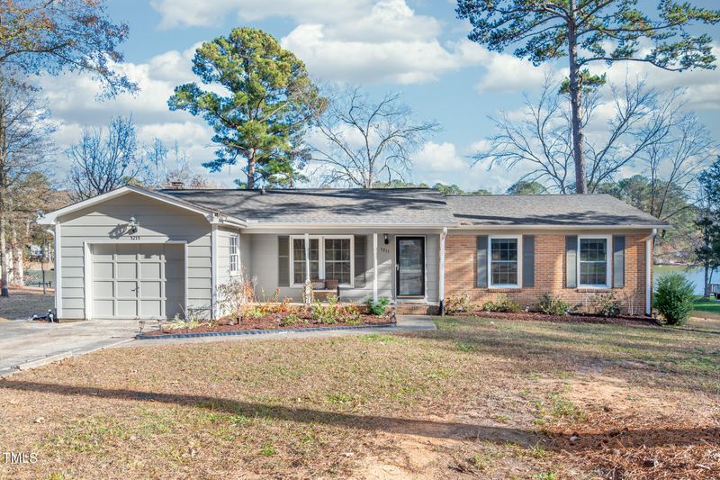 5215 Pelham Rd, Durham, NC 27713