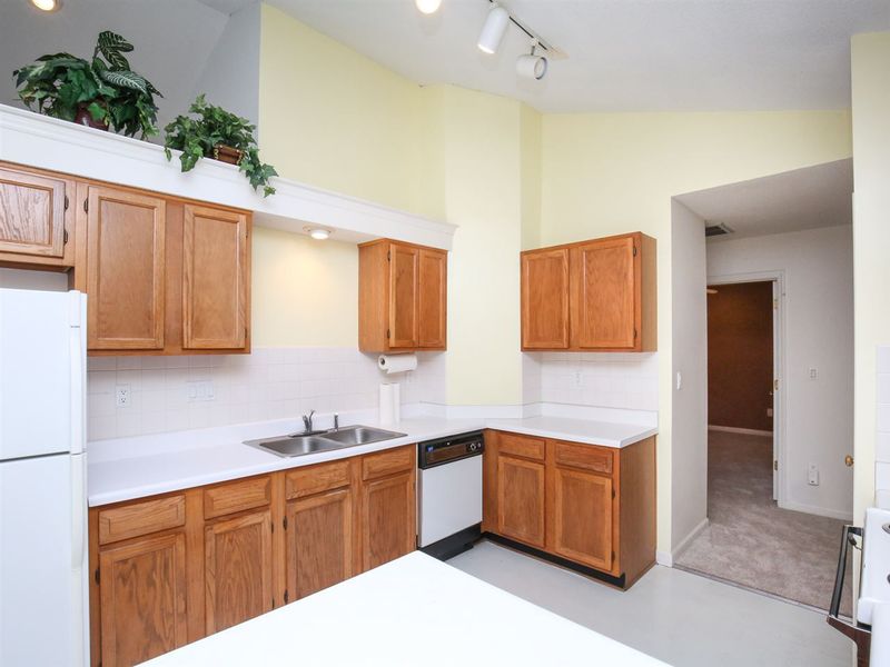 5215 Sweet Clover Ct, Durham, NC 27703