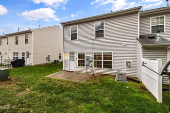 5216 Dilbagh Dr, Durham, NC 27703