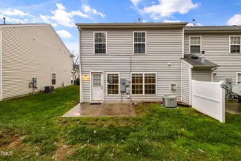 5216 Dilbagh Dr, Durham, NC 27703