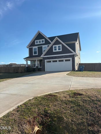 5216 Goshawk Ln, Graham, NC 27253