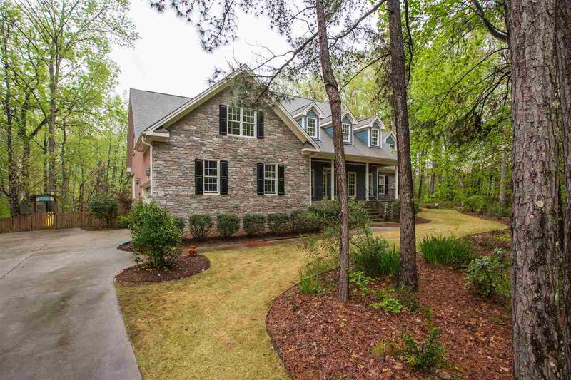 5216 Hawk Tree Ln, Cary, NC 27518