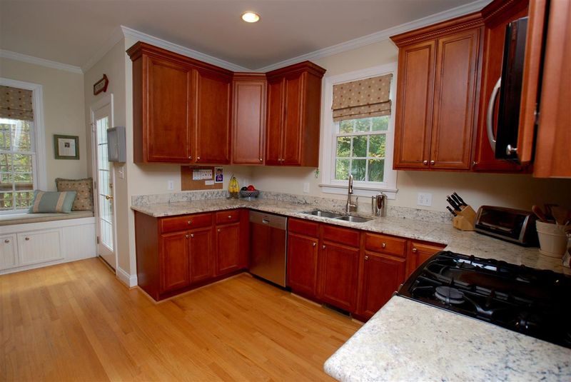 5216 Hills Dr, Raleigh, NC 27612