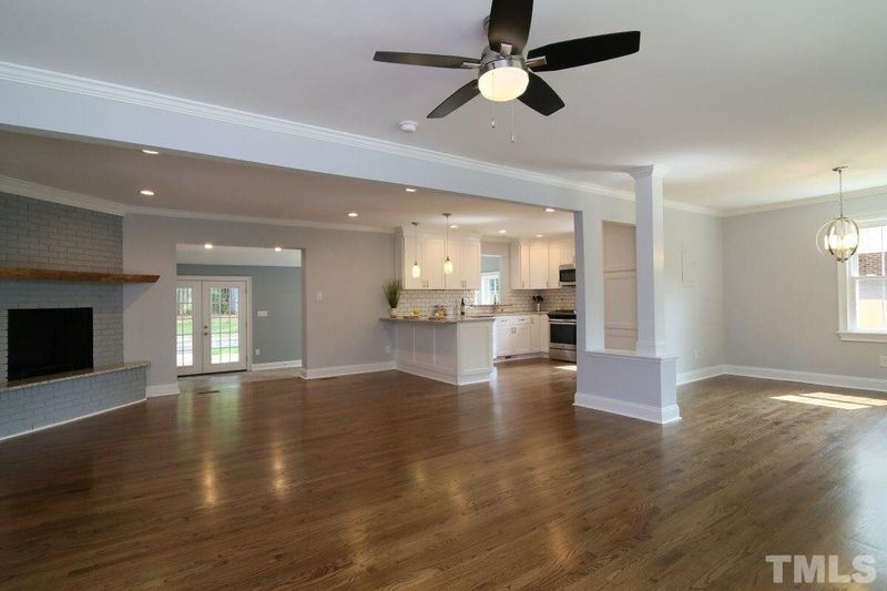 5216 Sedgefield Dr, Raleigh, NC 27609