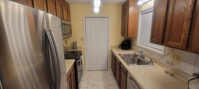 5216 Whippoorwill St, Durham, NC 27704