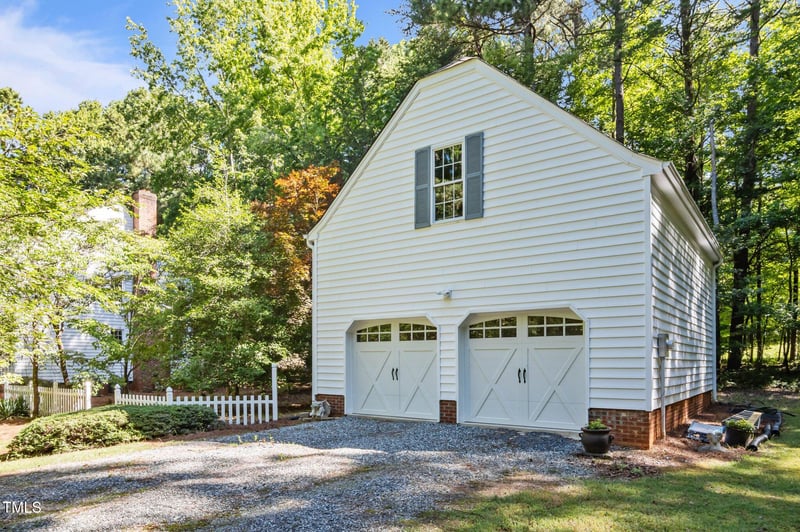 5216 Woods End Rd, Hillsborough, NC 27278