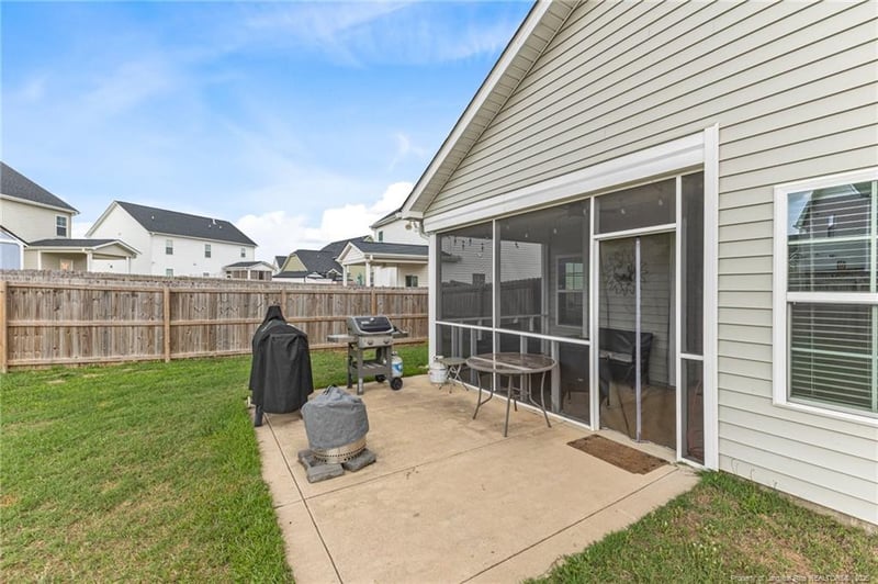 5217 Whirlaway Ln, Hope Mills, NC 28348