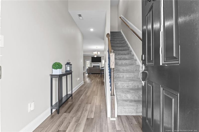 5217 Whirlaway Ln, Hope Mills, NC 28348