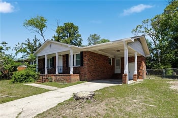 5218 Madonna Dr, Fayetteville, NC 28311