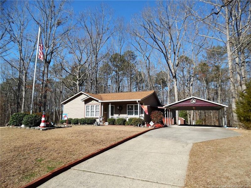5218 Timber Ridge Dr, Sanford, NC 27332