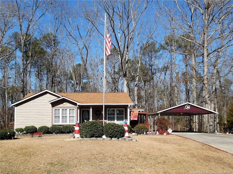 5218 Timber Ridge Dr, Sanford, NC 27332