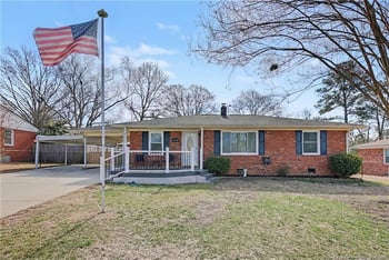 5219 Redwood Dr, Fayetteville, NC 28304