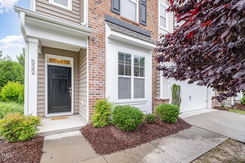 522 Finnbar Dr, Cary, NC 27519