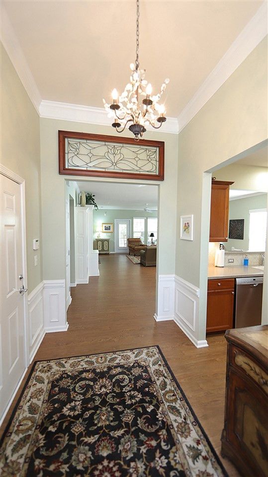 522 Garendon Dr, Cary, NC 27519