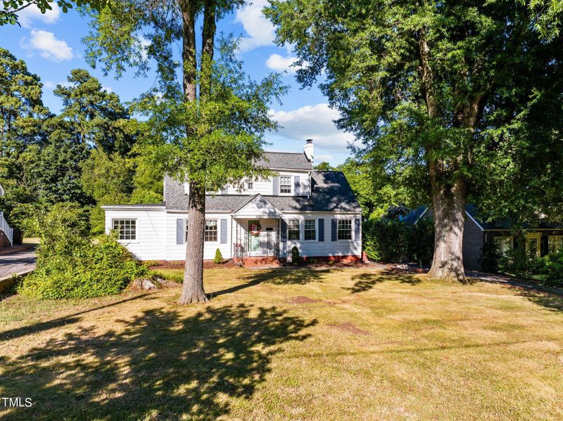 522 W Gordon St, Roxboro, NC 27573