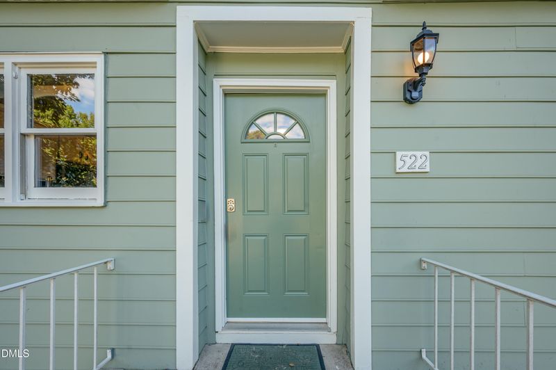 522 Oak Run Dr, Raleigh, NC 27606