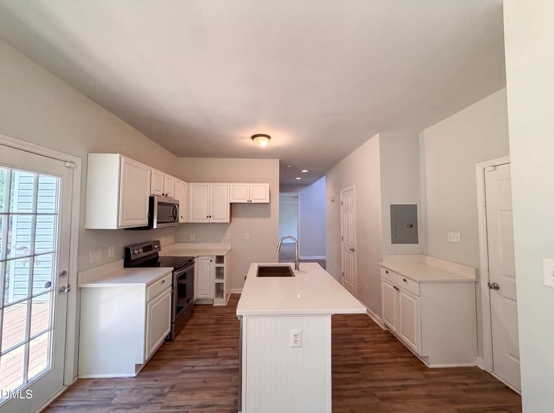 522 Shawnee Dr, Louisburg, NC 27549