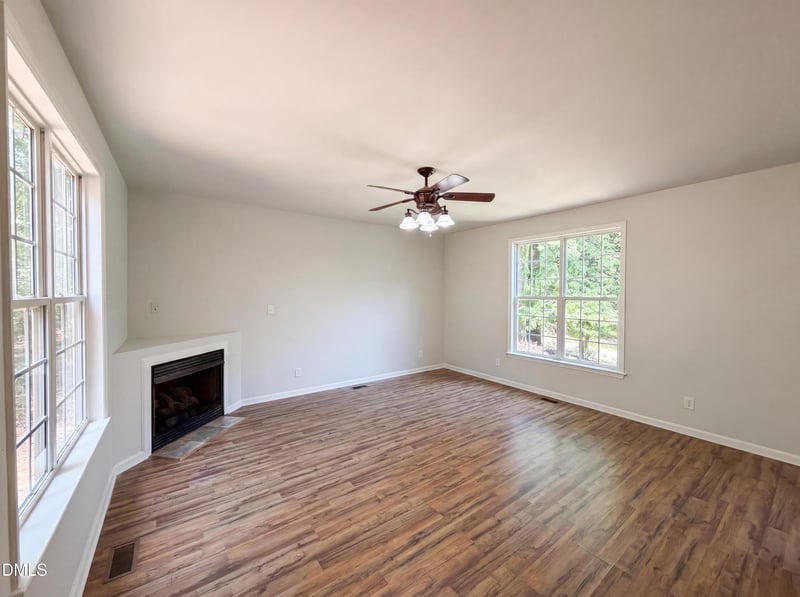 522 Shawnee Dr, Louisburg, NC 27549