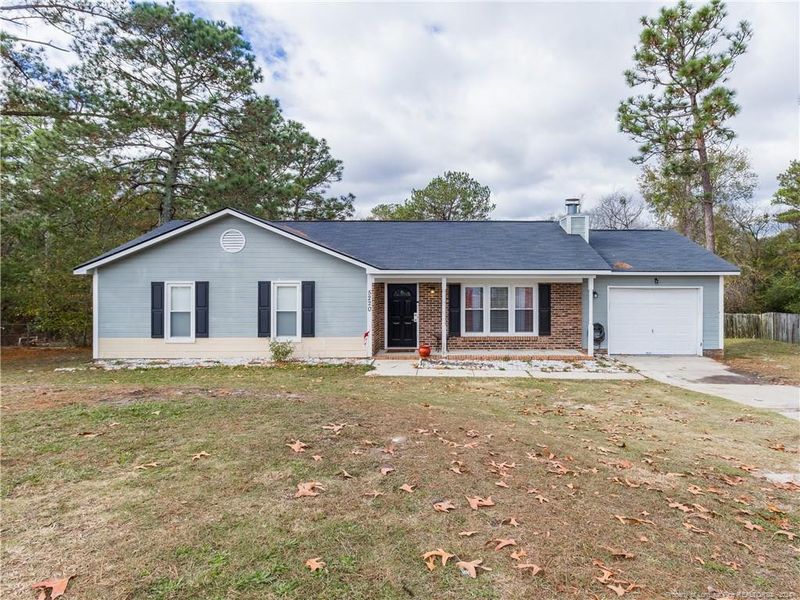 5220 Blanchette St, Hope Mills, NC 28348