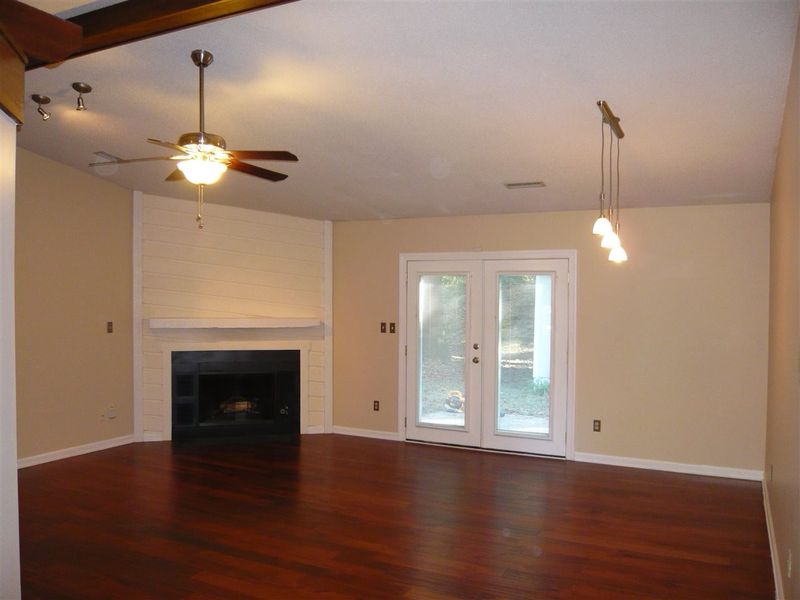 5220 Round Hill Ln, Raleigh, NC 27616