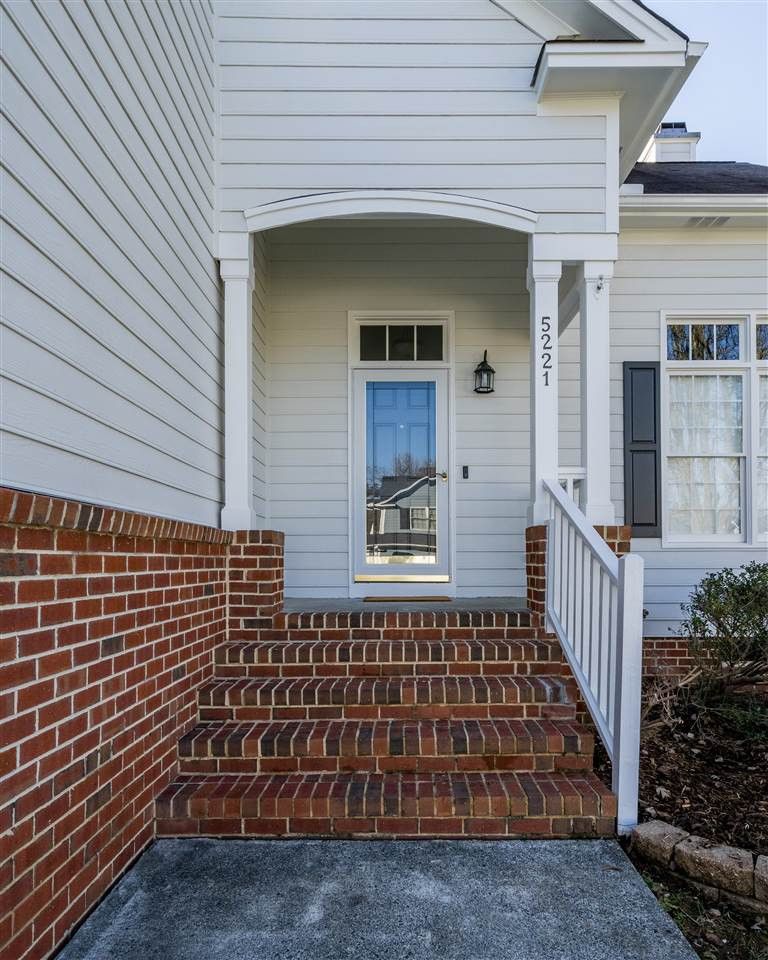 5221 Denmead Way, Raleigh, NC 27613