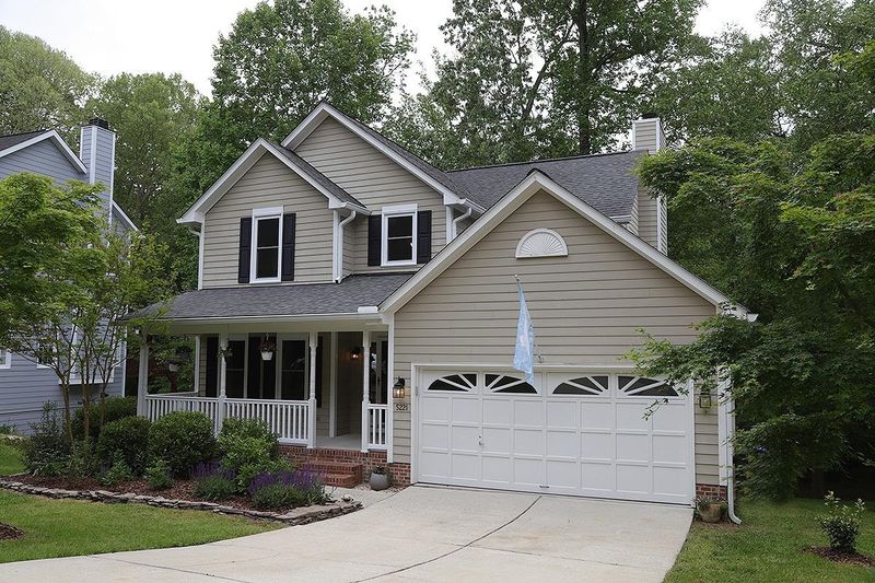 5221 Oakbrook Dr, Durham, NC 27713