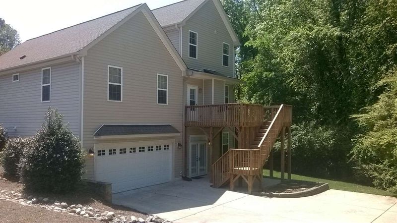 5221 Somerset Mill Ln, Raleigh, NC 27616