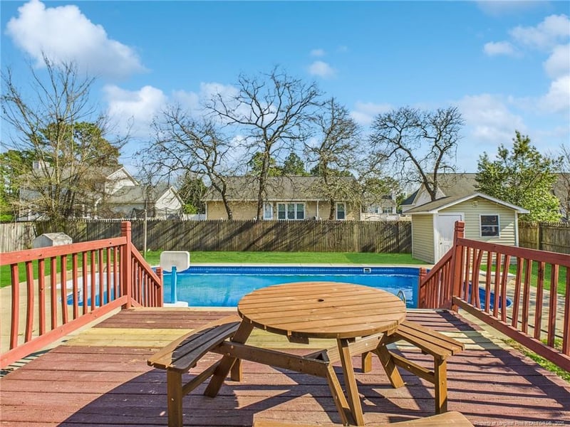 5222 Archer Rd, Hope Mills, NC 28348