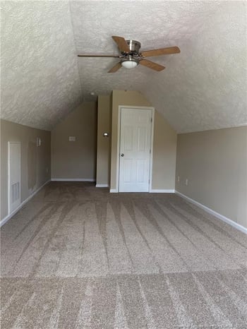 5223 Woodpecker Dr, Hope Mills, NC 28348