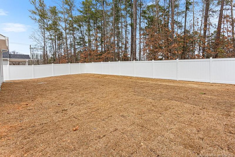 5224 Tyndall Dr, Sanford, NC 27330