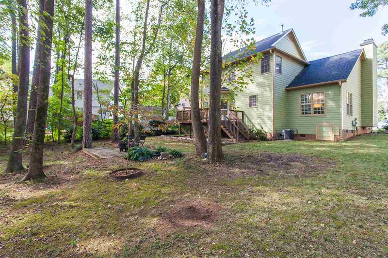 5225 Blakeley Ln, Raleigh, NC 27613