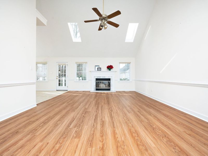 5225 Calverton Dr, Raleigh, NC 27613
