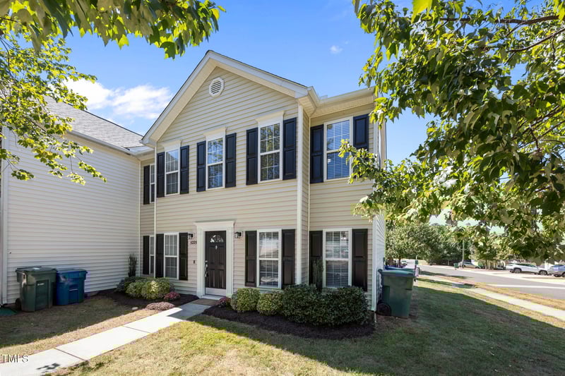 5225 Dilbagh Dr, Durham, NC 27703