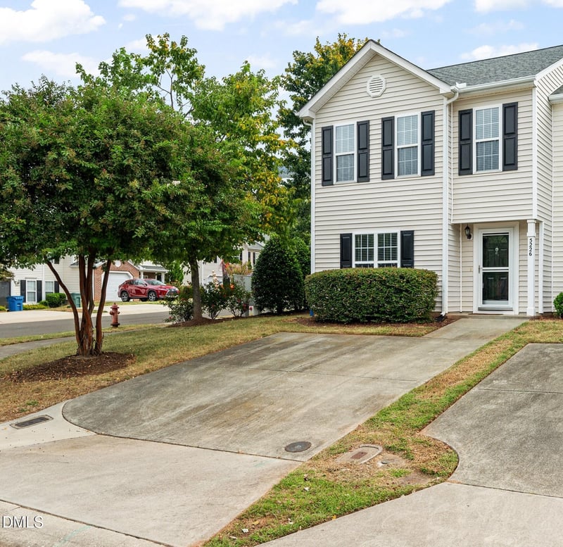 5226 Malik Dr, Durham, NC 27703