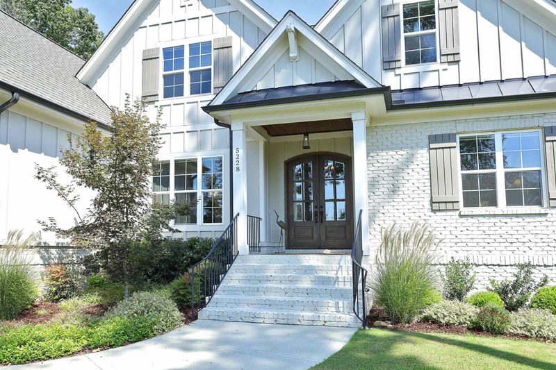 5228 Milner Dr, Raleigh, NC 27606