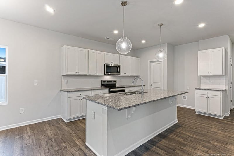 5228 Tyndall Dr, Sanford, NC 27330