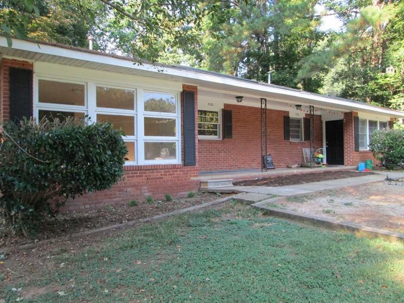 5228 Vann St, Raleigh, NC 27606