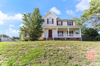 5228 Wallbrook Dr, Fayetteville, NC 28306
