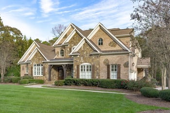 5229 Newstead Manor Ln, Raleigh, NC 27606