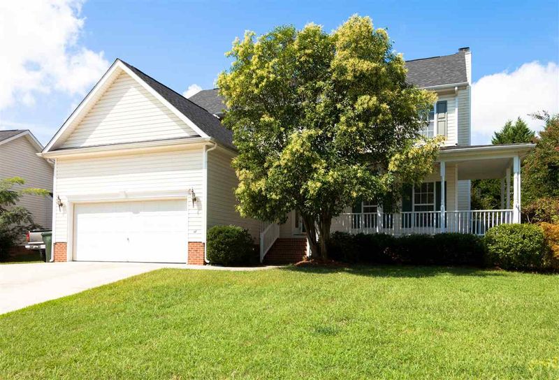 5229 Pinehall Wynd, Raleigh, NC 27604