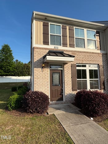 523 Berry Chase Way, Cary, NC 27519