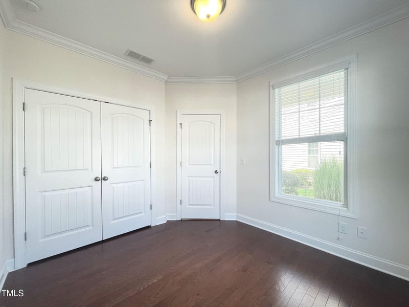 523 Finnbar Dr, Cary, NC 27519