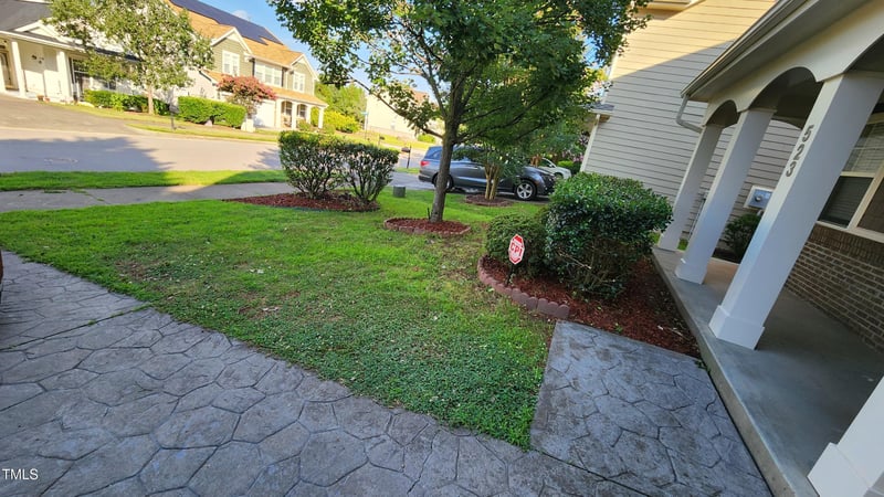 523 Front Ridge Dr, Cary, NC 27519