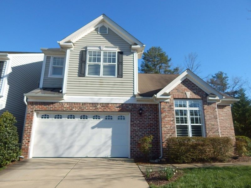 523 Hilltop View St, Cary, NC 27513